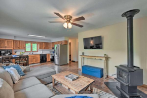 Pet-Friendly Waynesville Home with Mtn Views!
